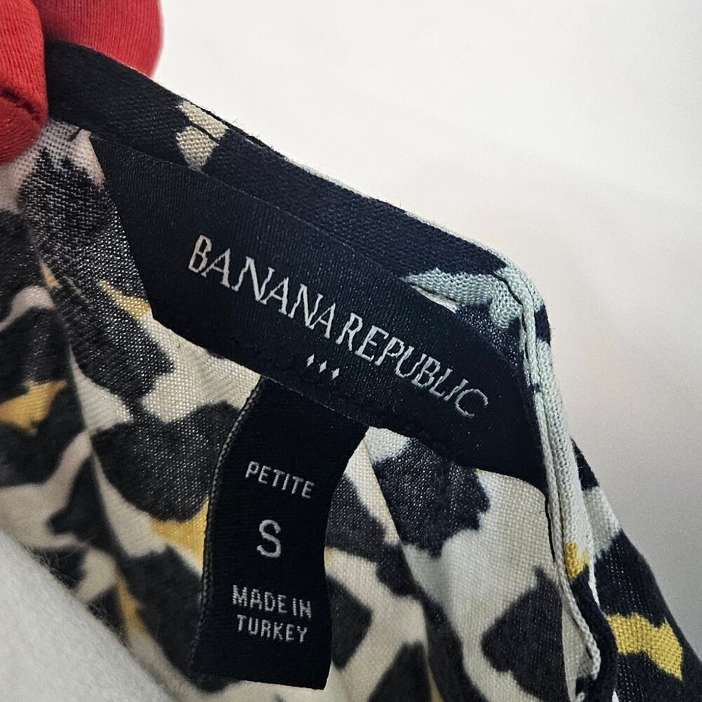 Banana Republic - Small - Leopard Print Blouse photo 5