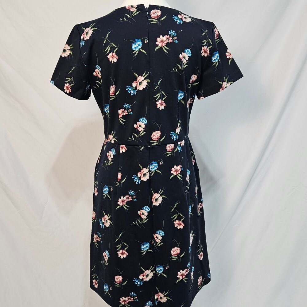 LOFT - Size 6 - Floral Printed Dress with Pockets photo 3