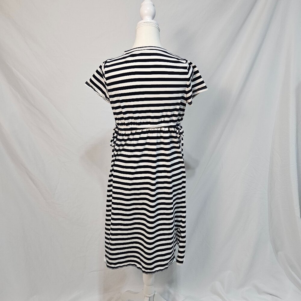 Isabel Maternity by Ingrid & Isabel - Size M - Striped Maternity Dress photo 6