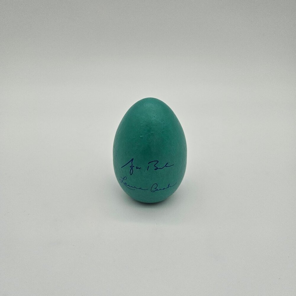 2005 WHITE HOUSE EASTER EGG - TEAL - COLLECTIBLE ITEM photo 2