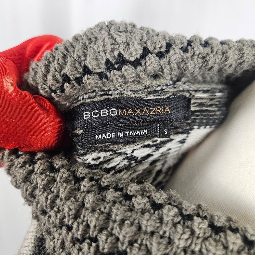BCBGMAXAZRIA - Size: S - Sweater photo 5