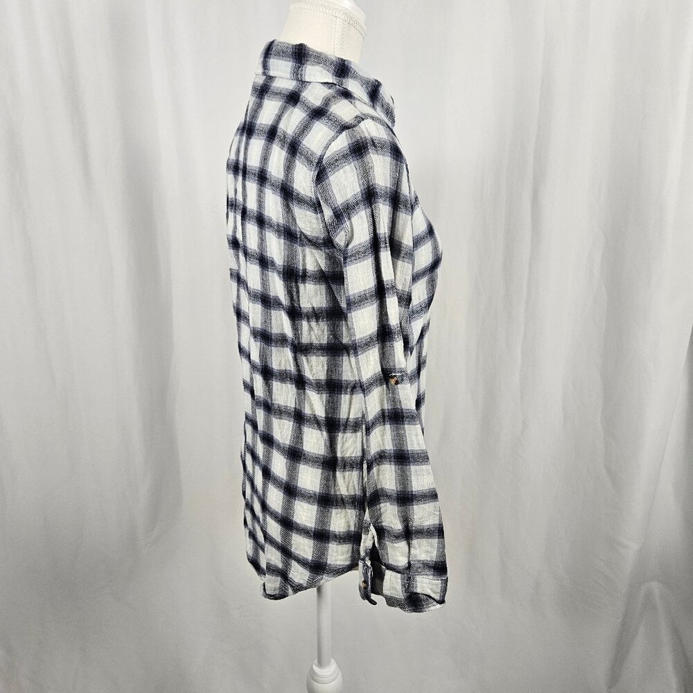 Passport - Size: S - Plaid Flannel Button Down Shirt photo 3