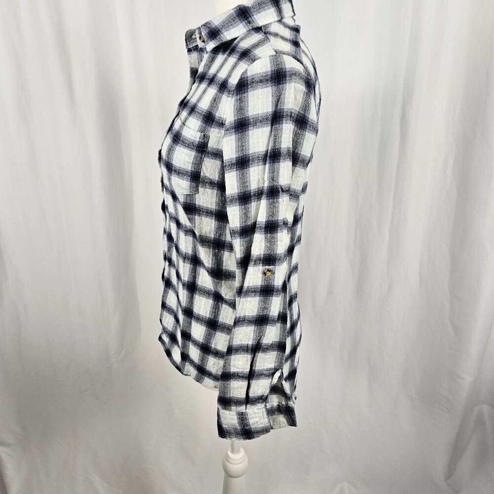 Passport - Size: S - Plaid Flannel Button Down Shirt photo 5
