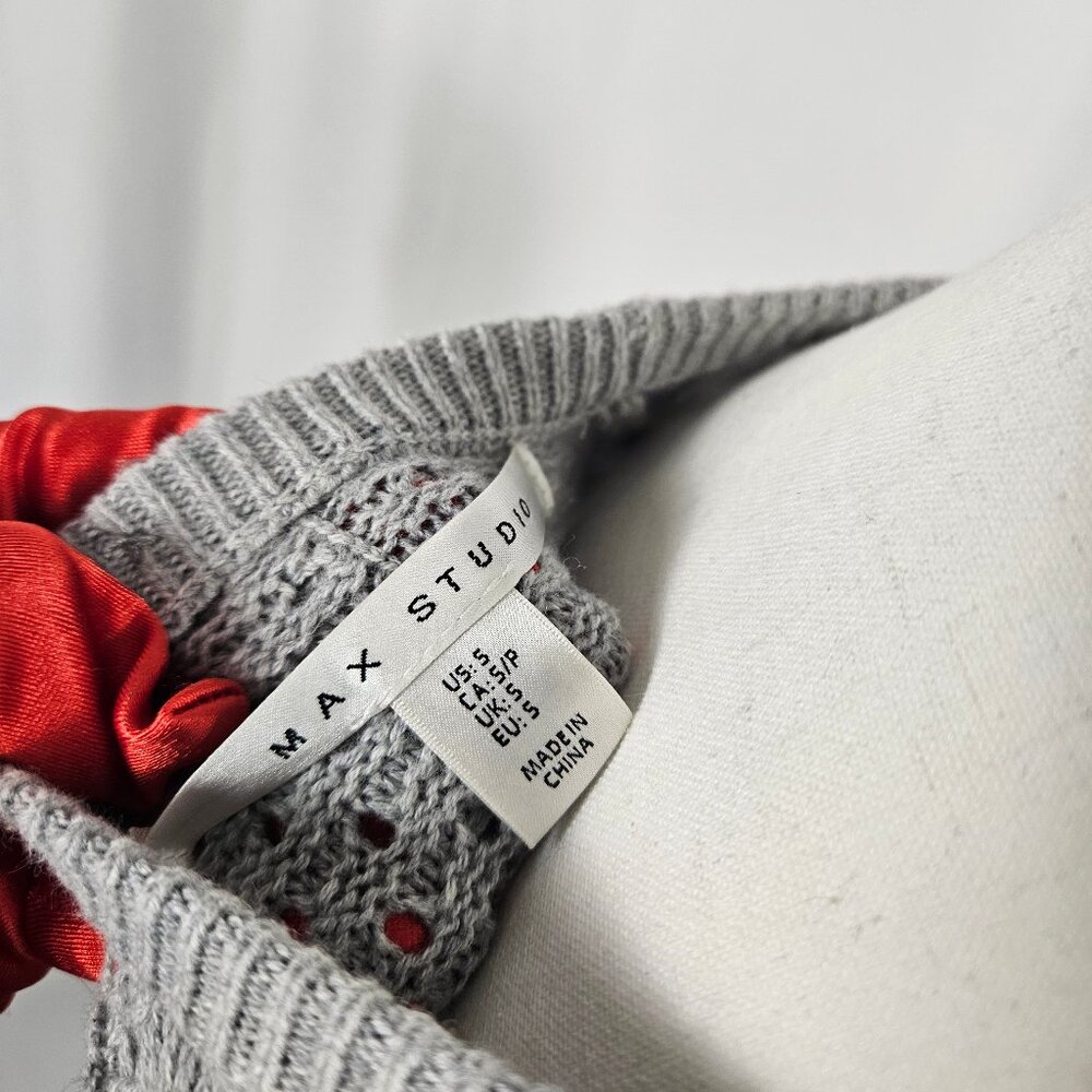 Max Studio - Size: S - Cozy Buttoned Cardigan photo 5