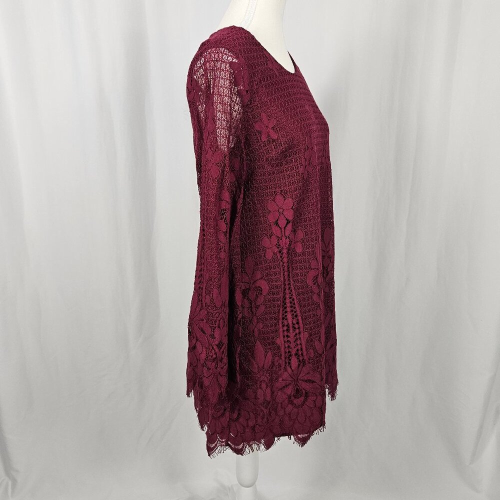 Loveriche - Size: S - Elegant Floral Lace Dress photo 3