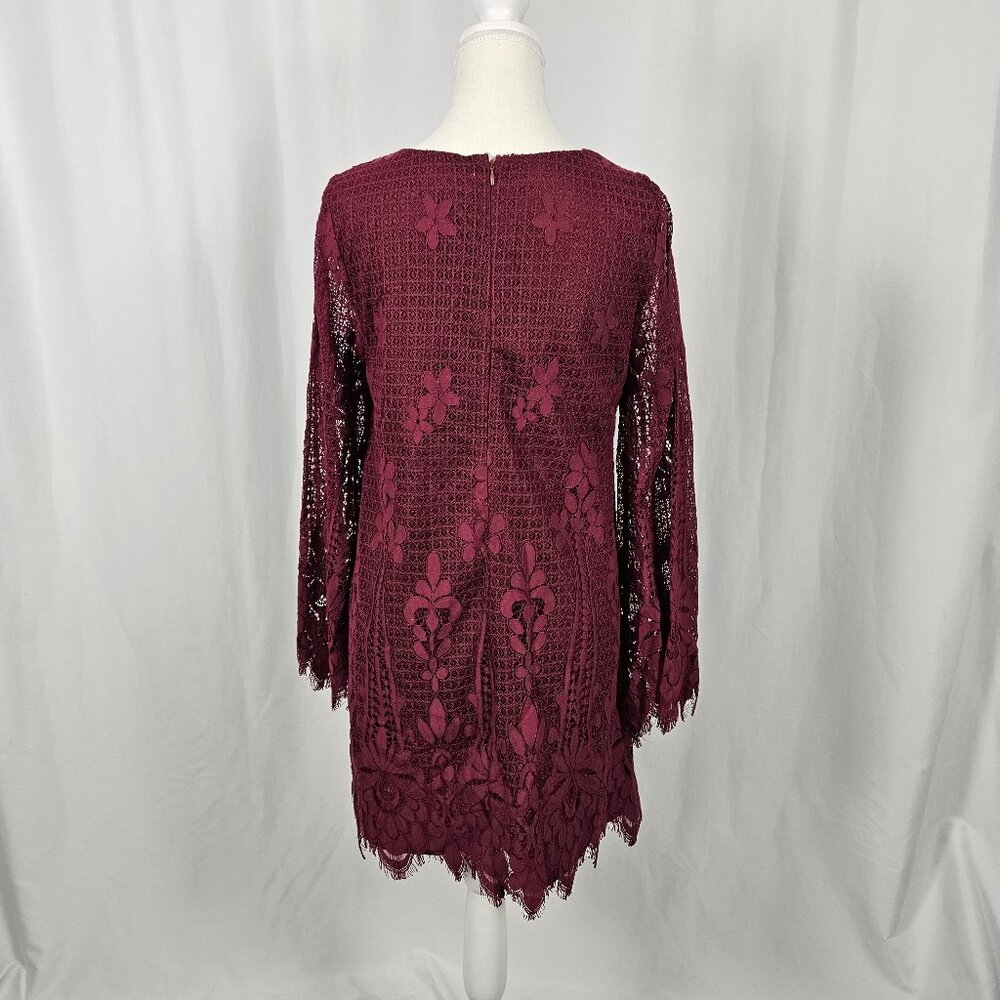 Loveriche - Size: S - Elegant Floral Lace Dress photo 4