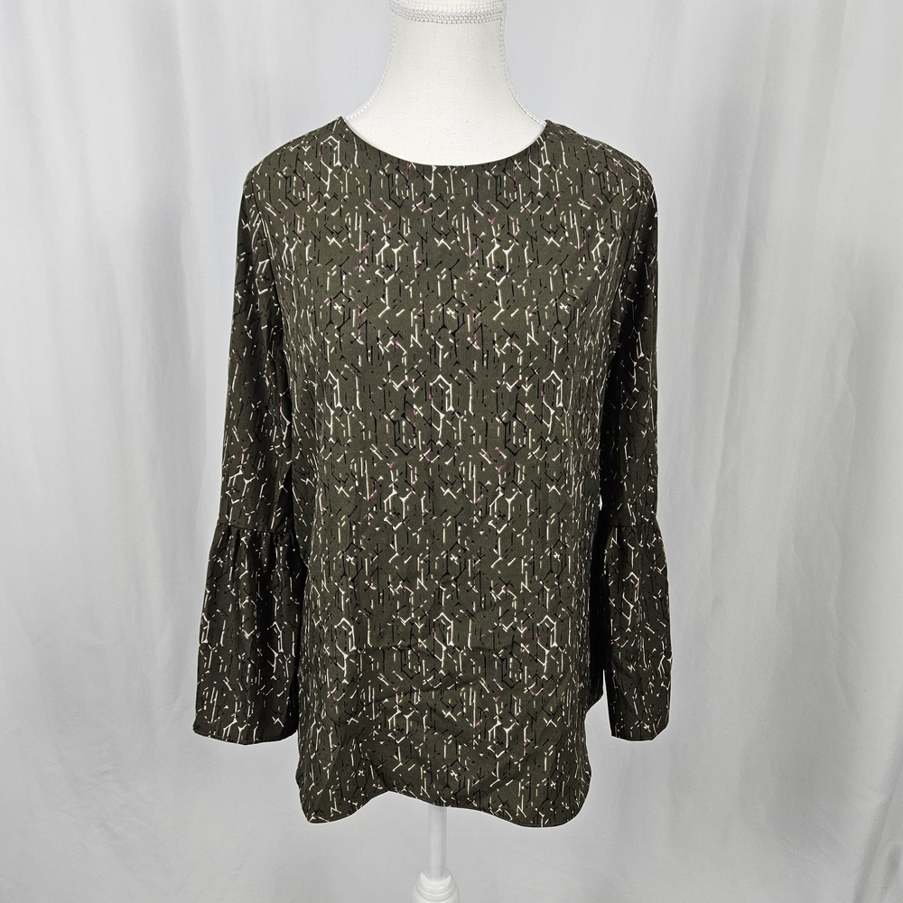 Olive Patterned Women's Top Size Medium photo 2