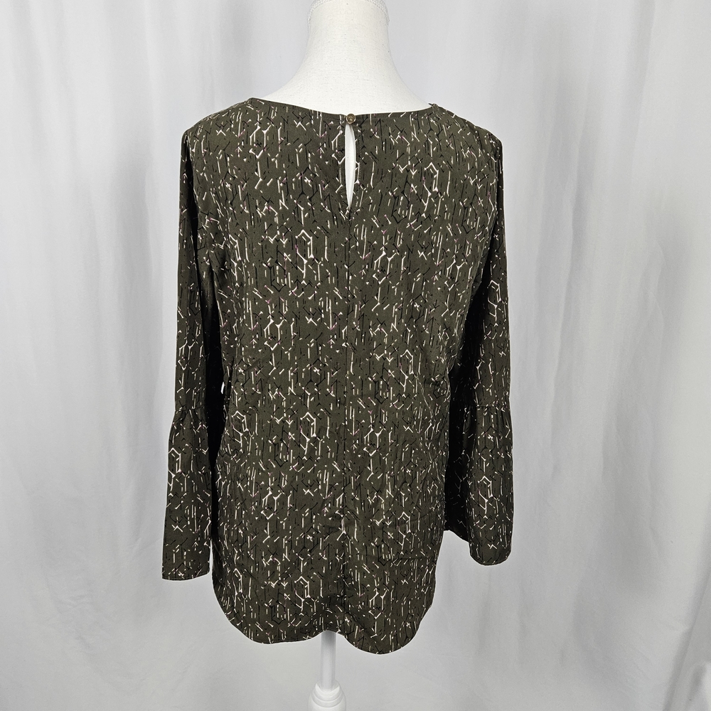 Olive Patterned Women's Top Size Medium photo 6