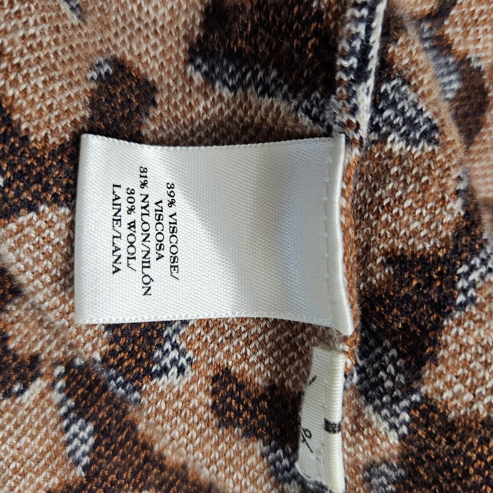 Leopard Print Sweater Size Medium photo 7