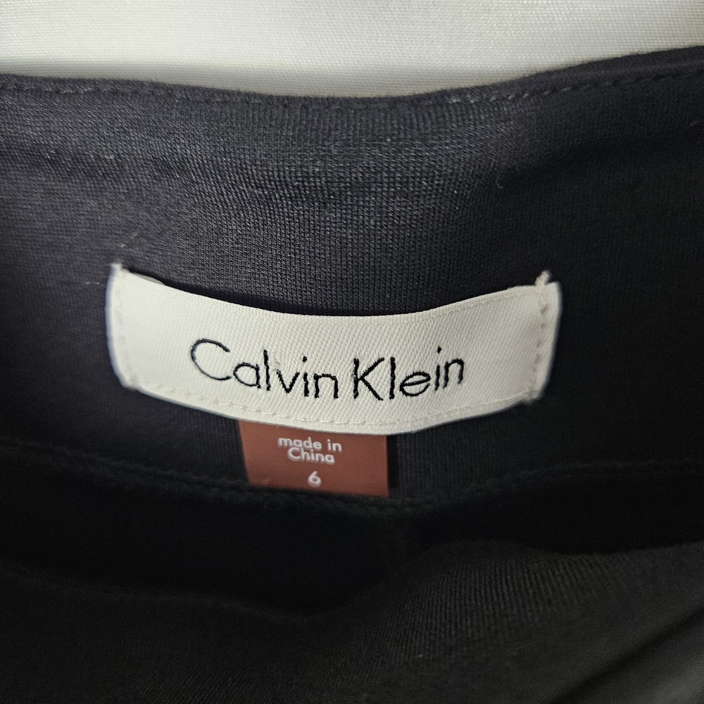 Calvin Klein Women's Black Skirt Size 6 photo 2