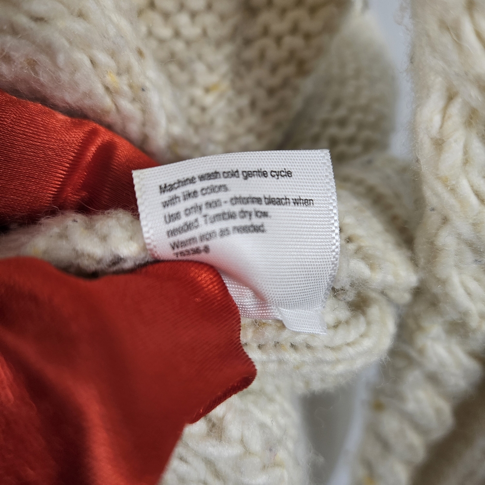 St. John's Bay Cream Cable Knit Sweater photo 8