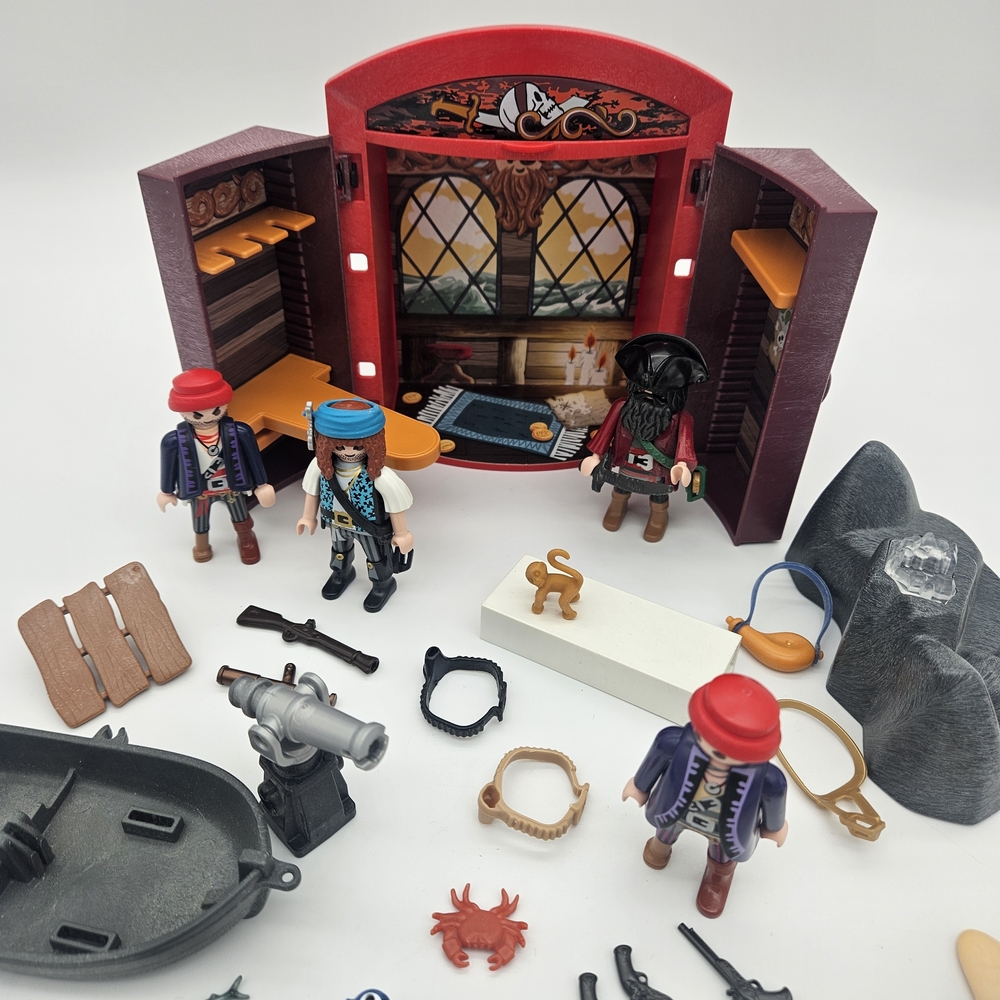 Playmobil Pirate Treasure Hunt Playset with Figures and Accessories photo 3