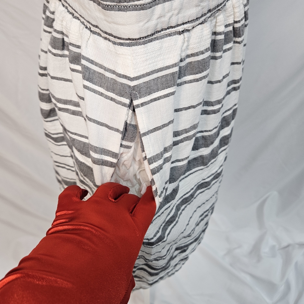 Striped Grey and White Women's Dress Size Medium photo 6