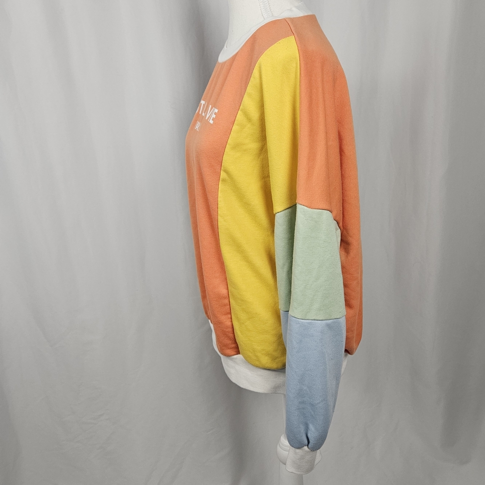 SHEIN Orange and White Collar Detail photo 5