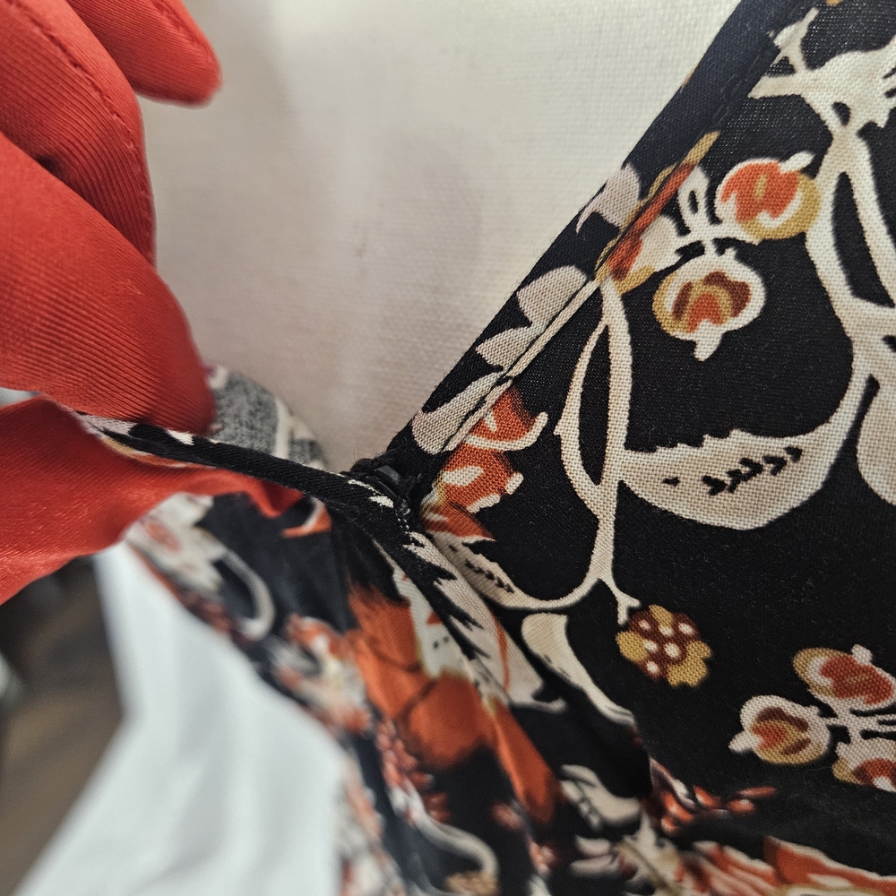 Band of Gypsies Black and Red Floral Midi Dress photo 3
