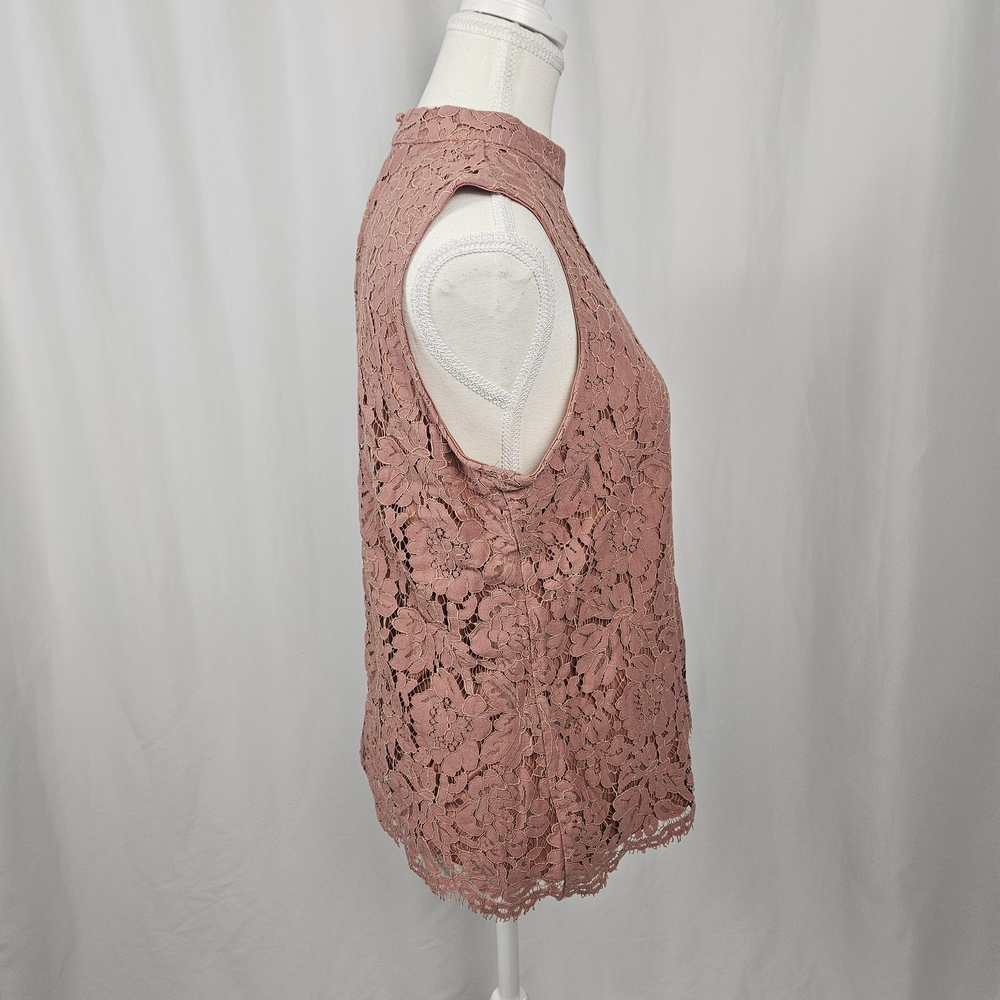 Pinky Lace Sleeveless Blouse - Soft Pink Size Medium photo 3