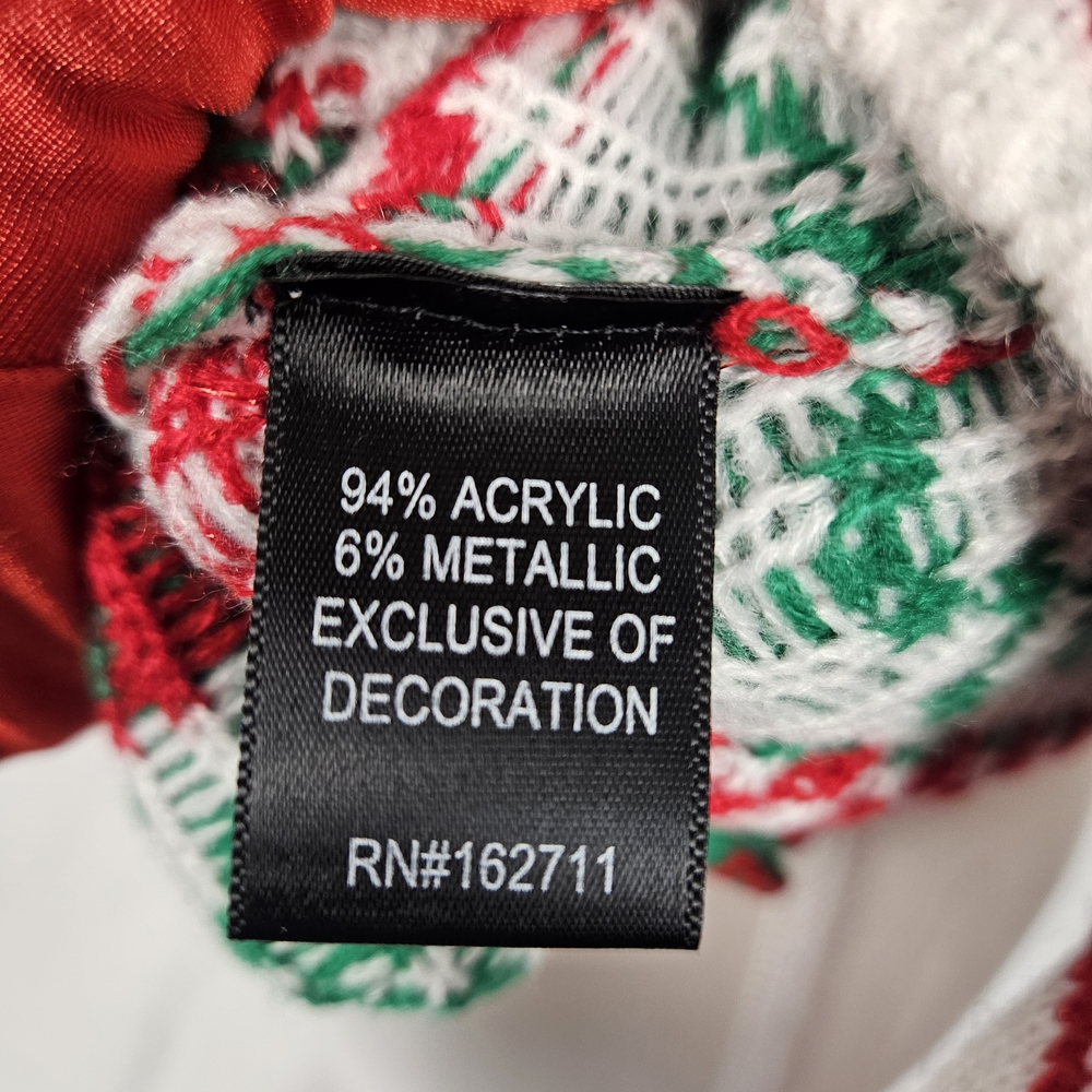 NWT Festive Red and Green Men's Sweater Size Medium photo 3