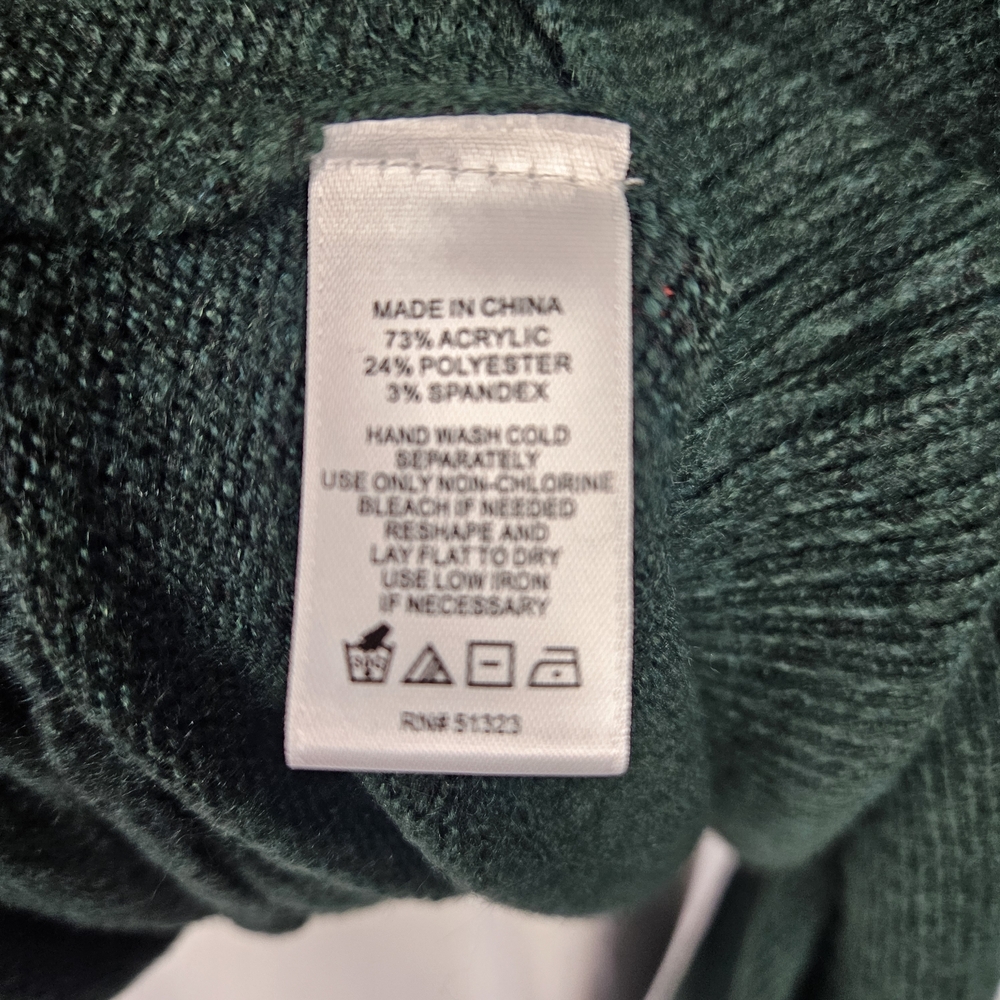 CeCe Green Sweater with Martini Design Extra Dirty Size Large photo 3