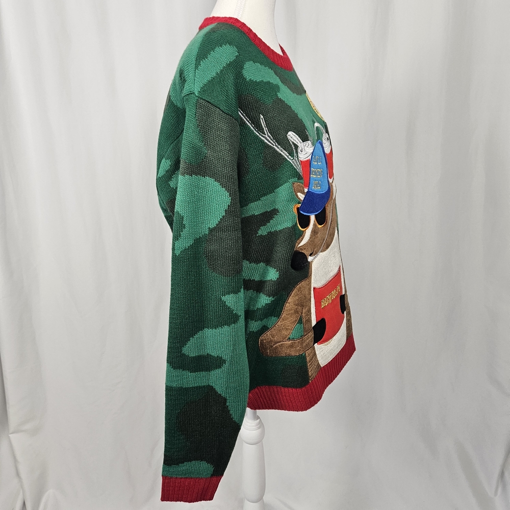 NWT Festive Green Camouflage Sweater with Deer Design Size XL photo 6