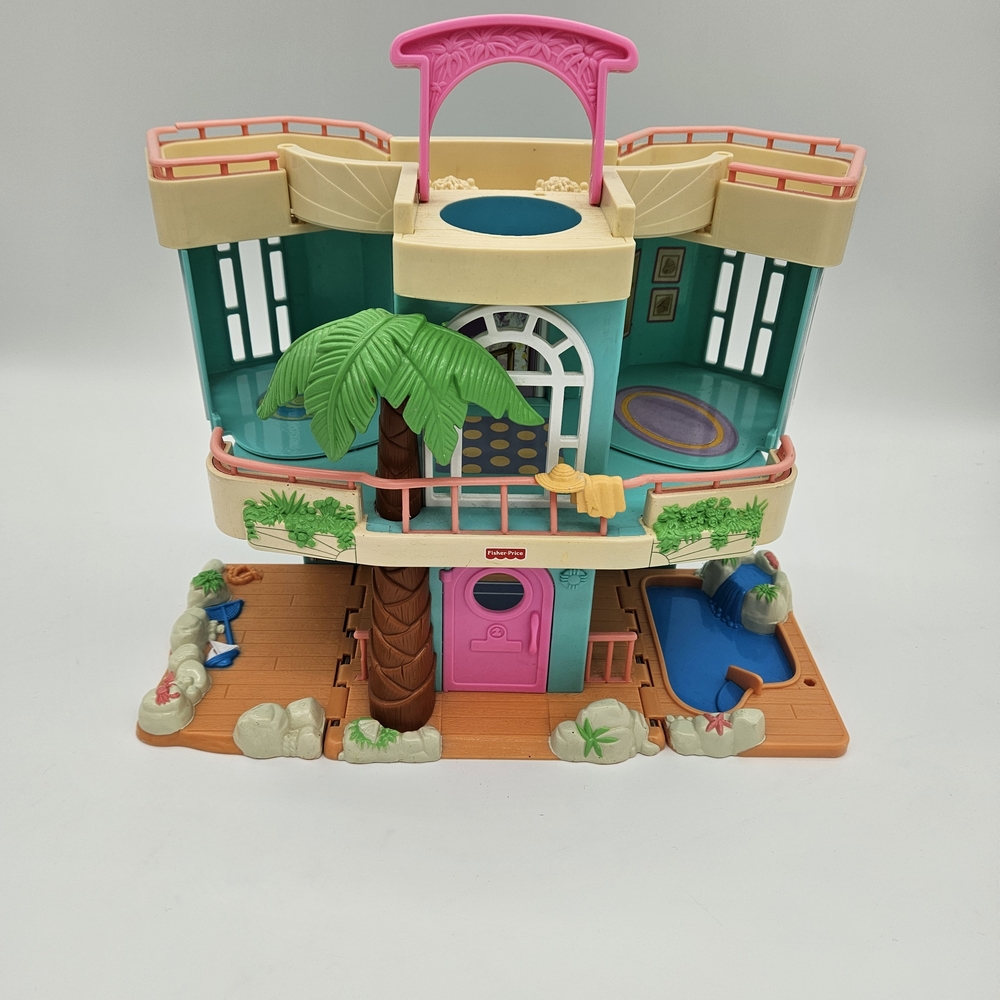 Vintage Fisher-Price Loving Family Sweet Streets Beach House