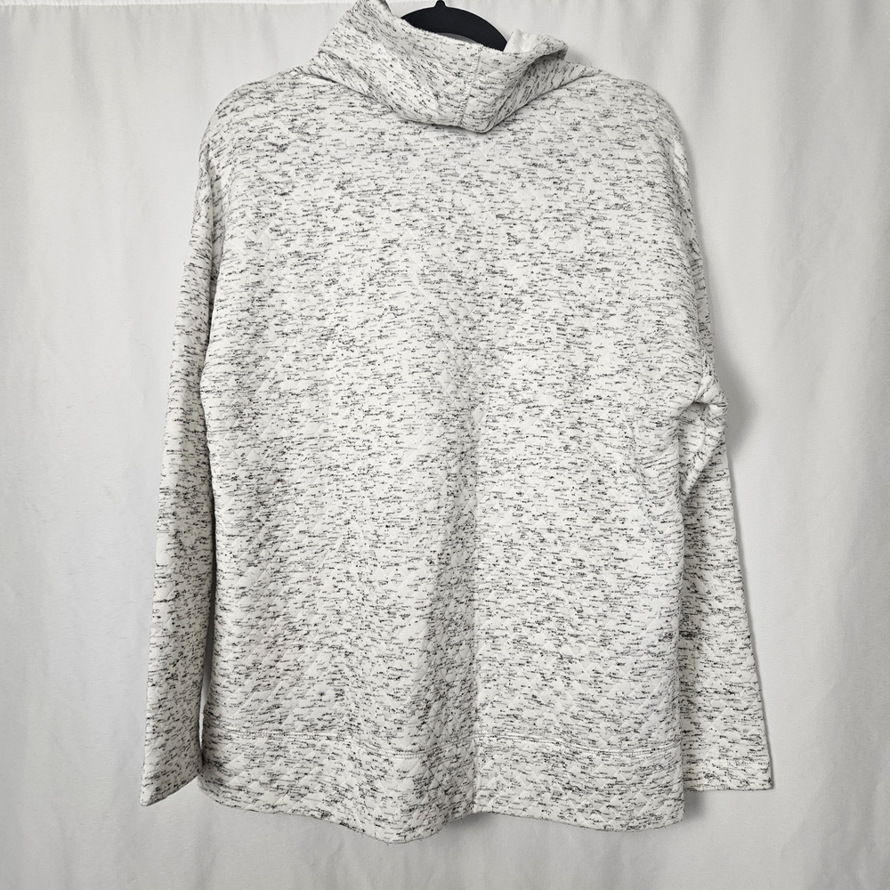 RBX Women's Cowl Neck Sweater Size Medium photo 4