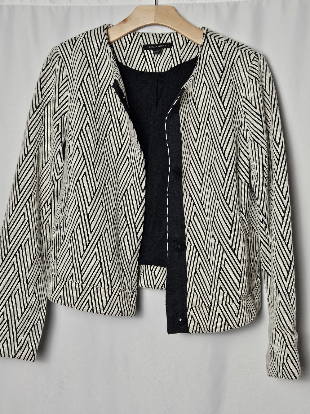 Banana Republic Black and White Chevron Collarless Jacket
