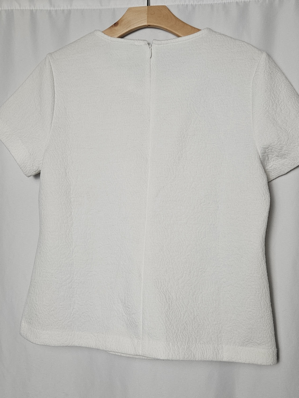 Adrienne Vittadini White Short Sleeve Top with Beaded Neckline photo 5