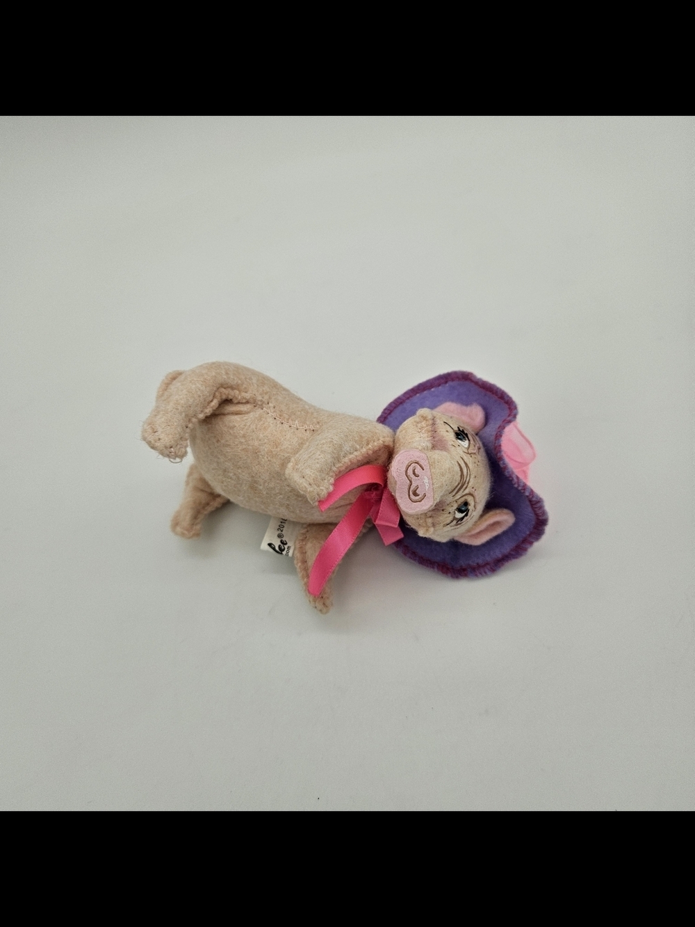Annalee Pig Figurine with Pink & Purple Derby Hat photo 4
