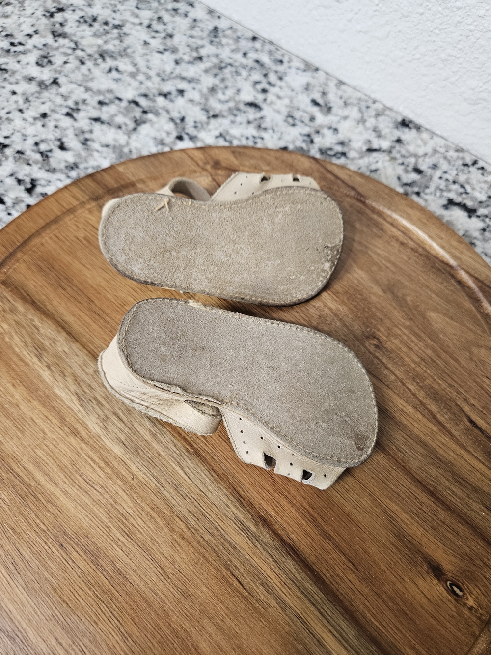 Vintage 1950s Baby Beige Sandals with Buckle Closure photo 4