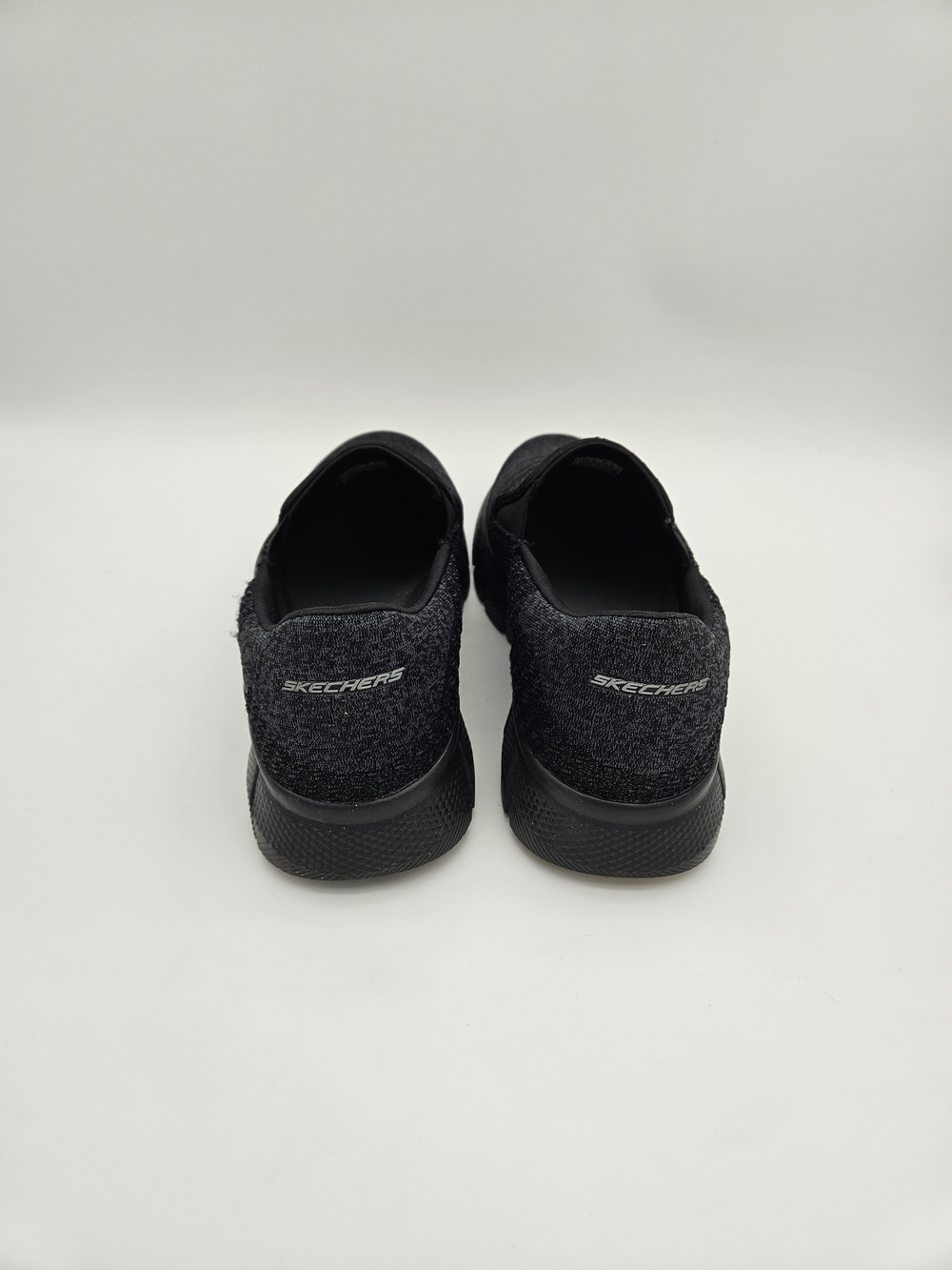 Skechers Slip-On Knit Walking Shoes in Black Size 11 photo 3