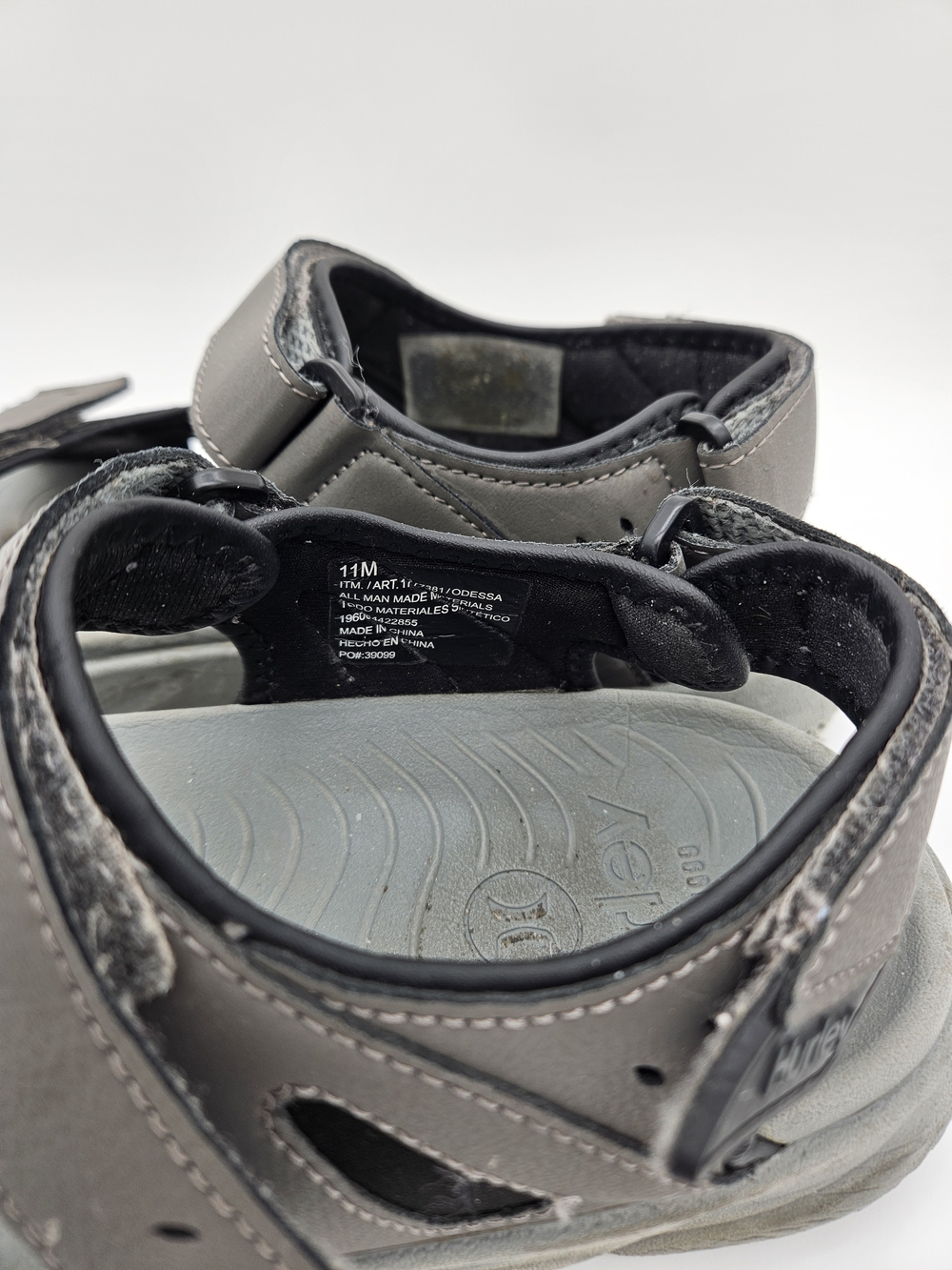 Hurley Gray Men's Adjustable Strap Sport Sandals Size 11 photo 3