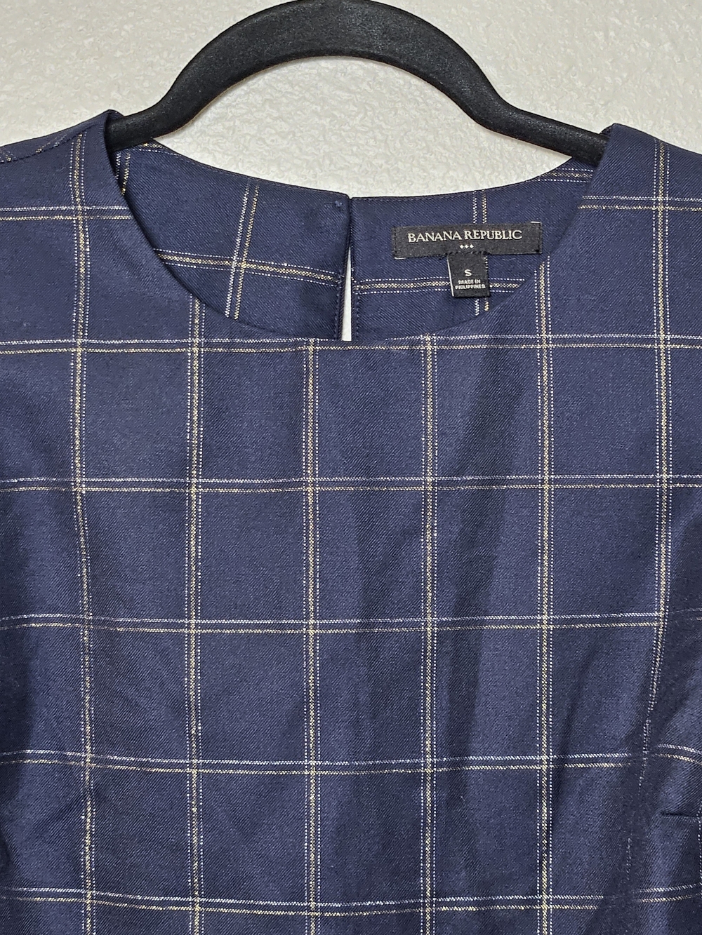Banana Republic Navy Windowpane Sleeveless Shell Size Small photo 2