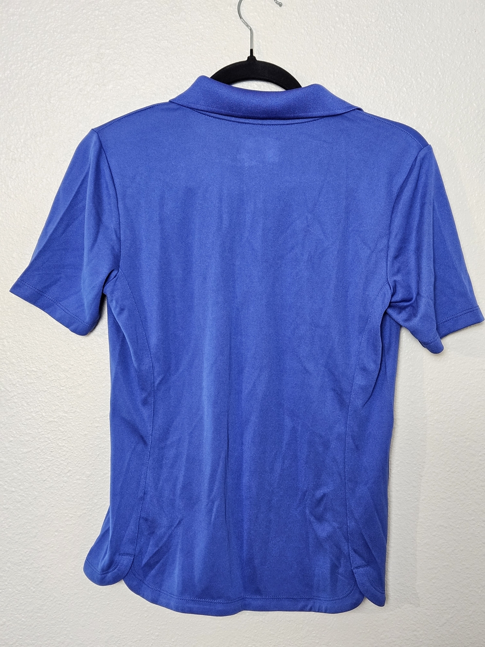 Izod Golf Women's Button-Down Polo in Royal Blue Size Small photo 3