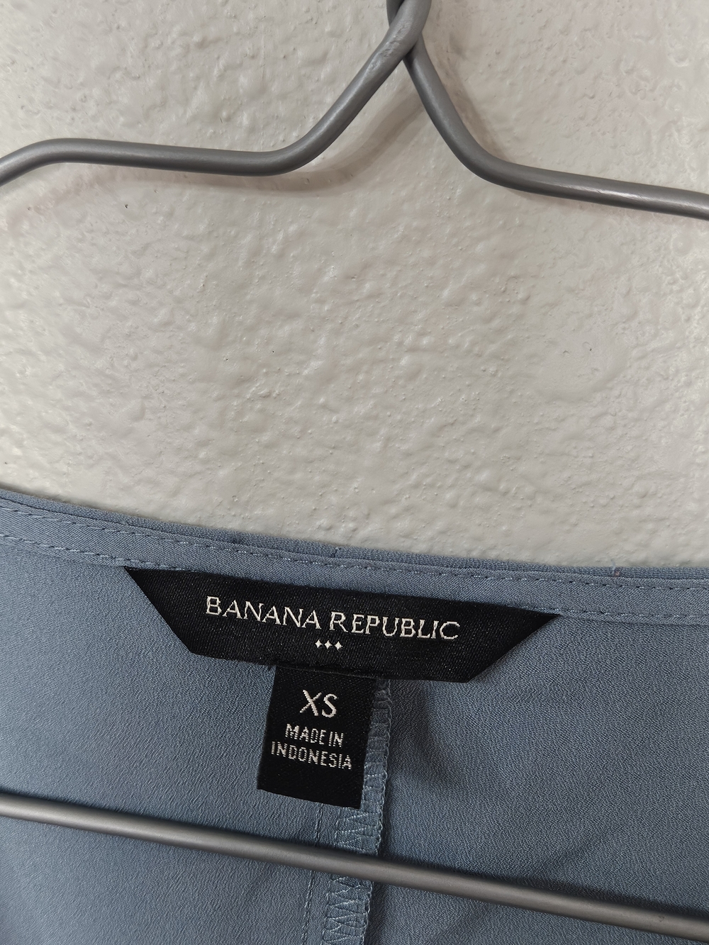 Banana Republic Dusty Blue Sleeveless Top Size XS photo 2