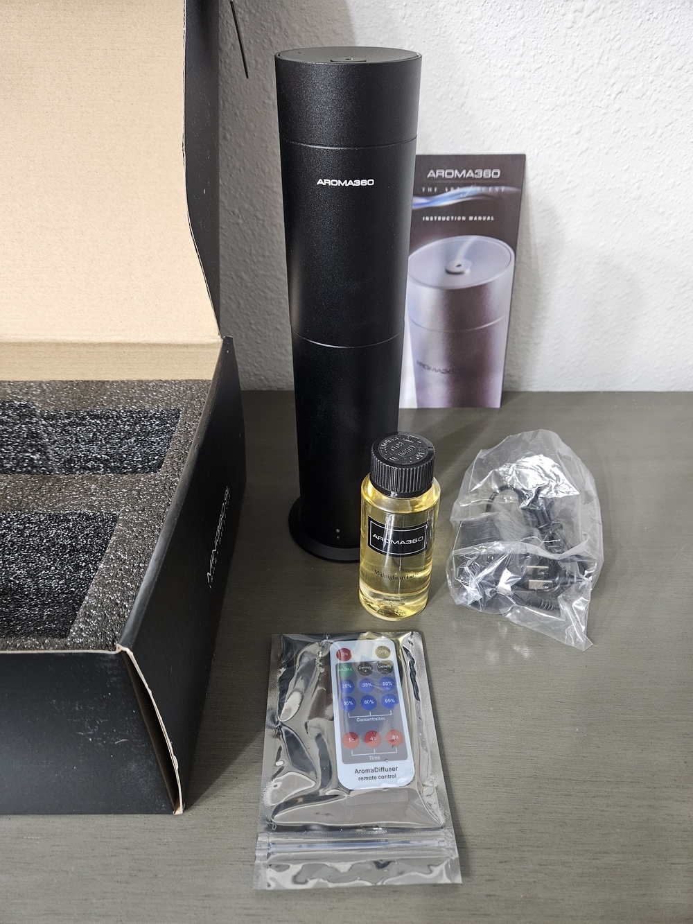Aroma360 Black Ultrasonic Aroma Diffuser with Midnight in Paris Oil