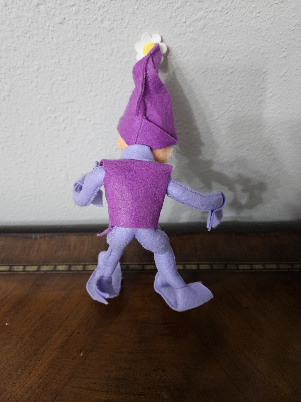 Annalee Purple Lavender Elf with Daisy Hat and Leaf Appliqué photo 2