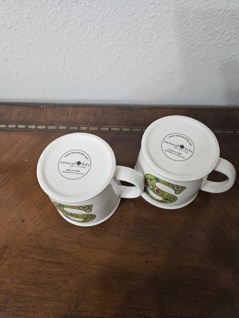White Ceramic Mug with Green Floral 'S' Accent - Set of 2 photo 4