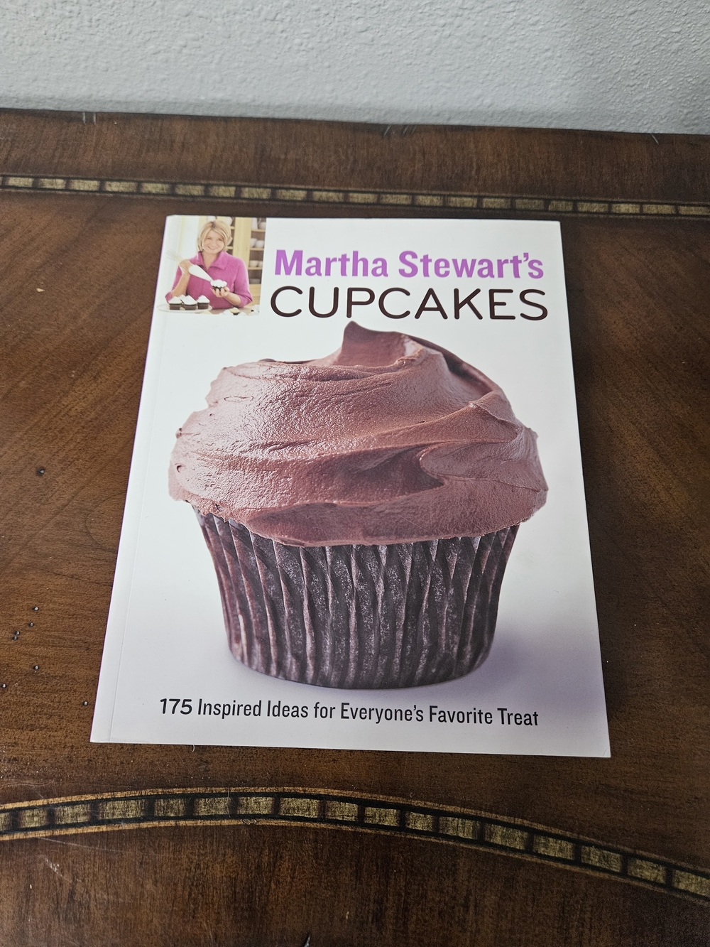 Martha Stewart Cupcakes Cookbook - White Cover with Chocolate Frosted Cupcake