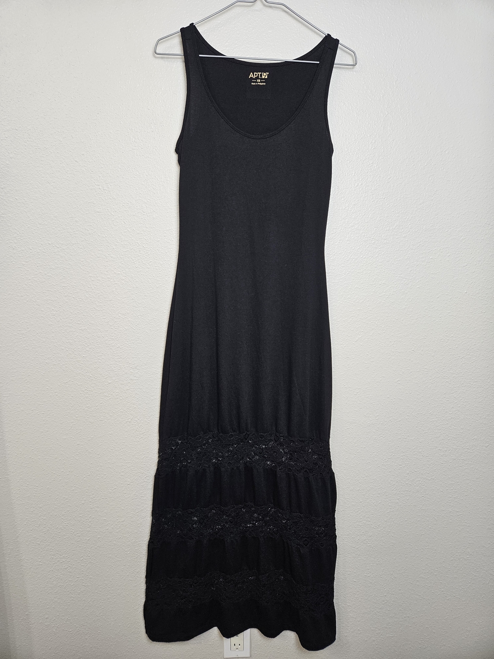 Apt. 9 Black Sleeveless Maxi Dress with Lace Trim Panels