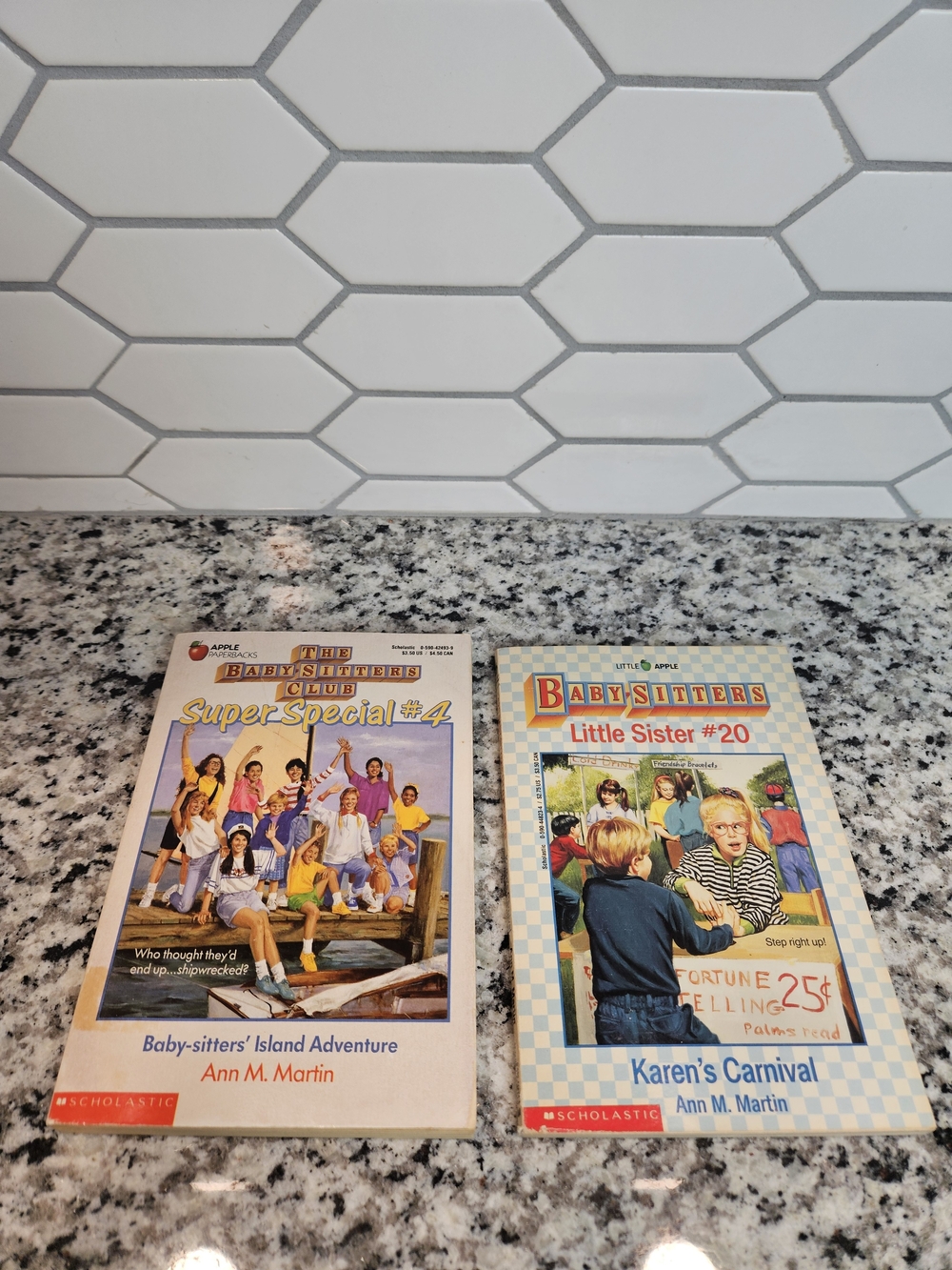 The Baby-Sitters Club Super-Special #4 & Little Sister #20 - Colorful Covers photo 2