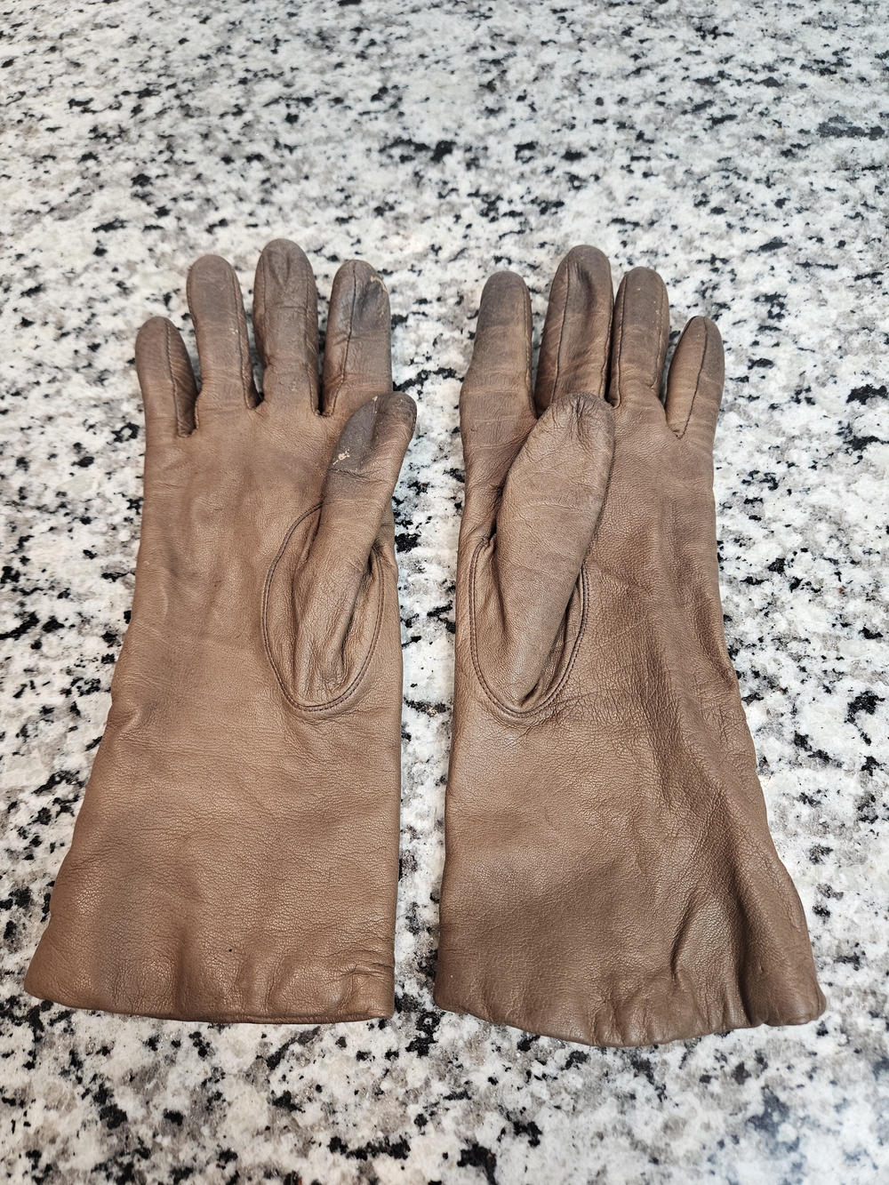 Women's Brown Leather Dress Gloves - Classic Sophistication