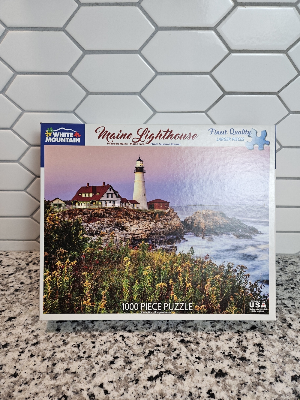 White Mountain Maine Lighthouse Puzzle 1000 piece