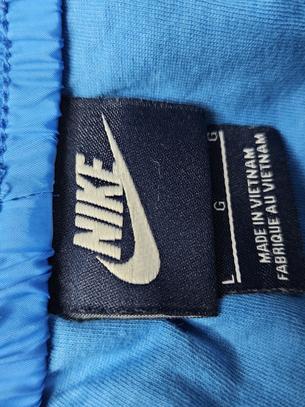 Nike Women’s Bright Blue Athletic Shorts with Black Geometric Trim Size L photo 3